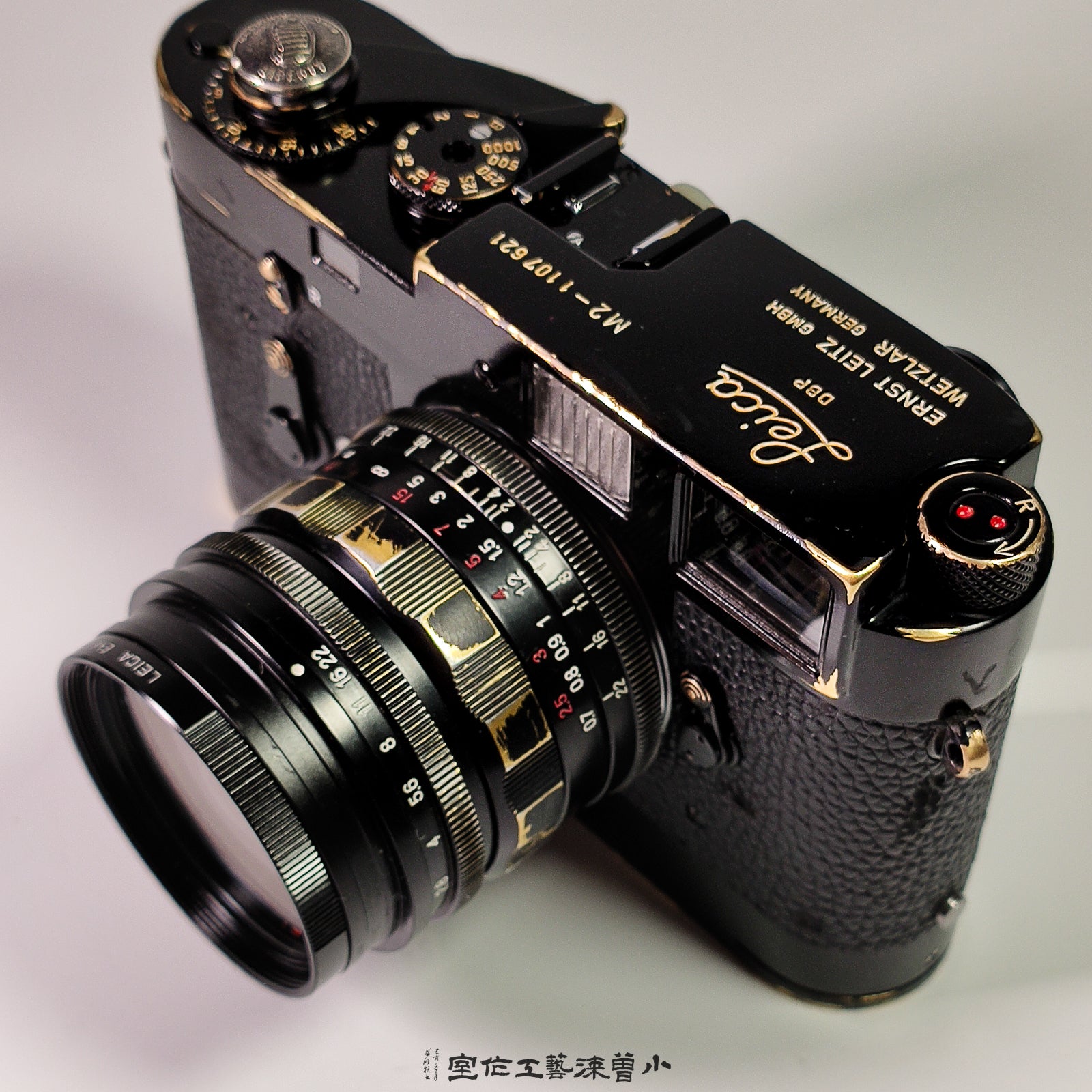 Brass-Exposed Aged Black（M2+Vit）
