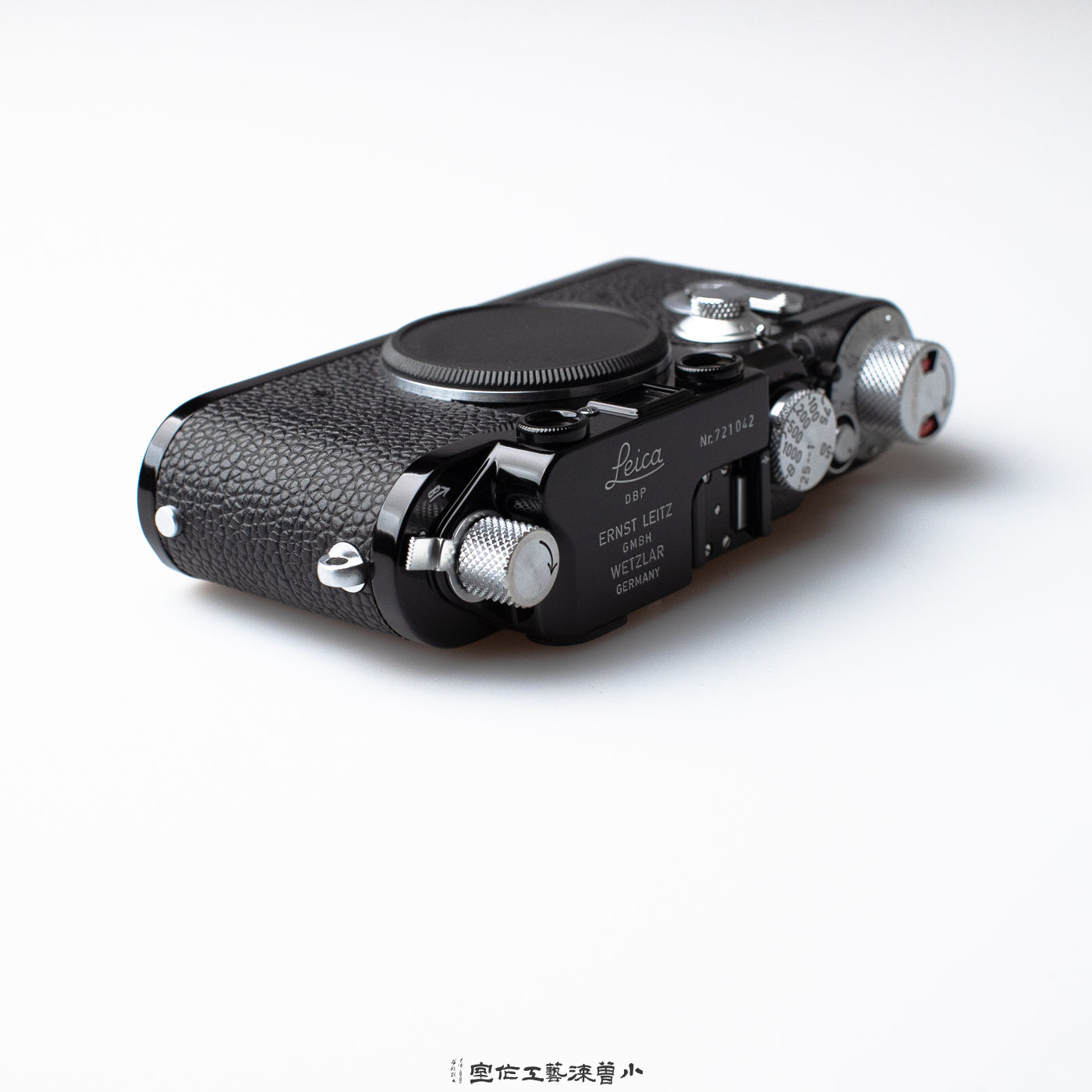 Gloss Black（IIIF）