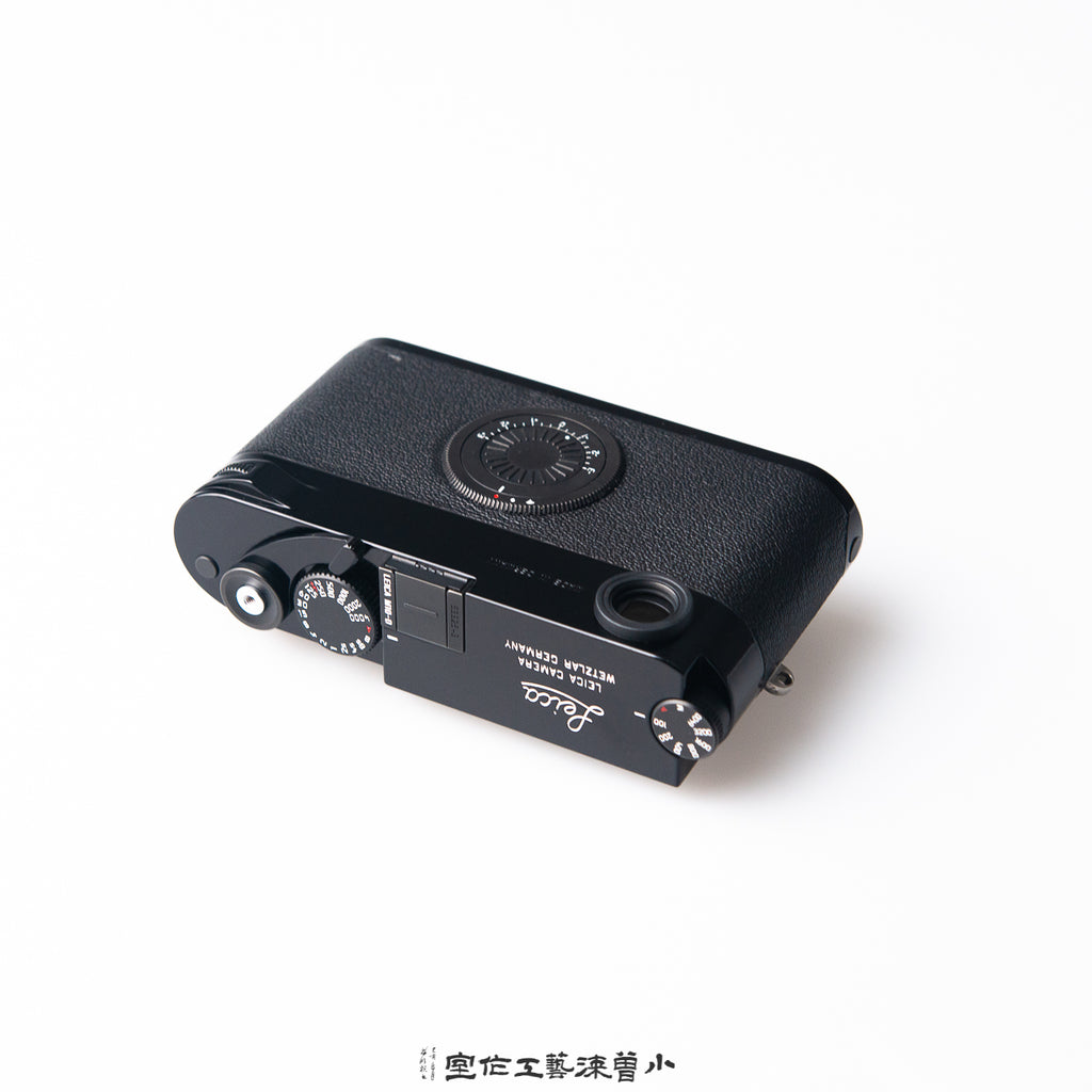 Black（M10-D）