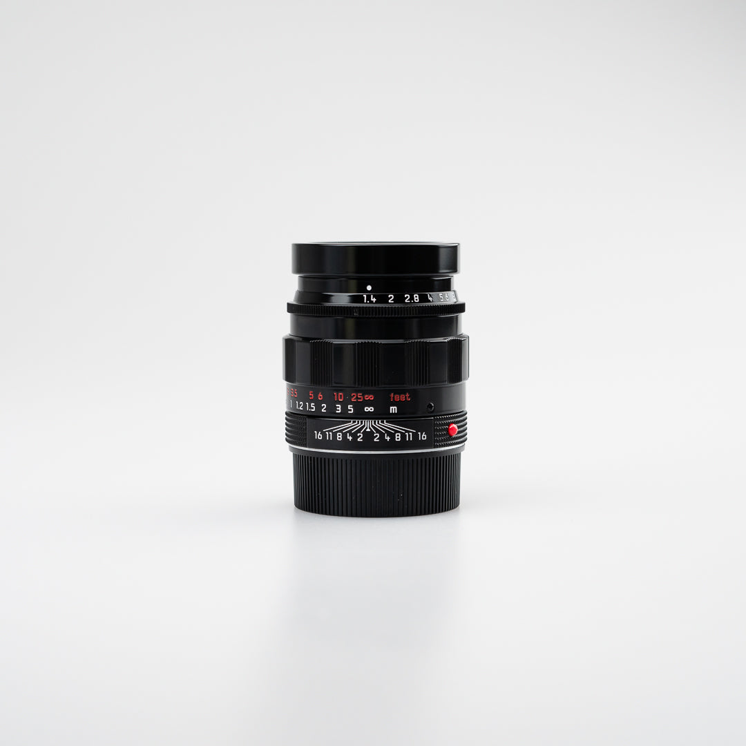 Gloss Black（50mm F1.4 E43）
