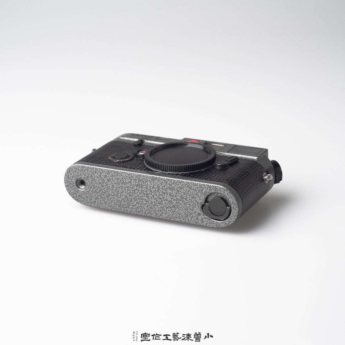 Black Lizard Skin & Hammered Grey Lacquer（M6）