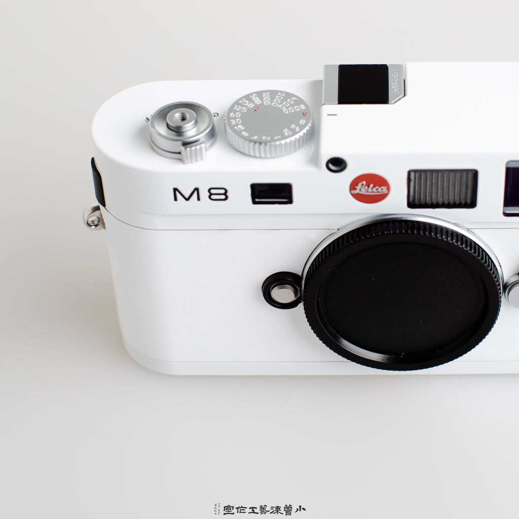 White（M8）