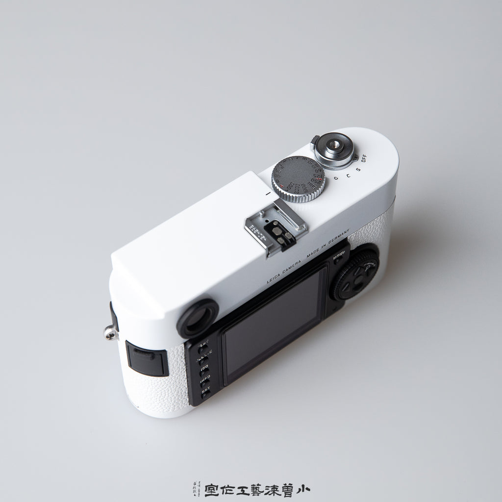 White（M9）