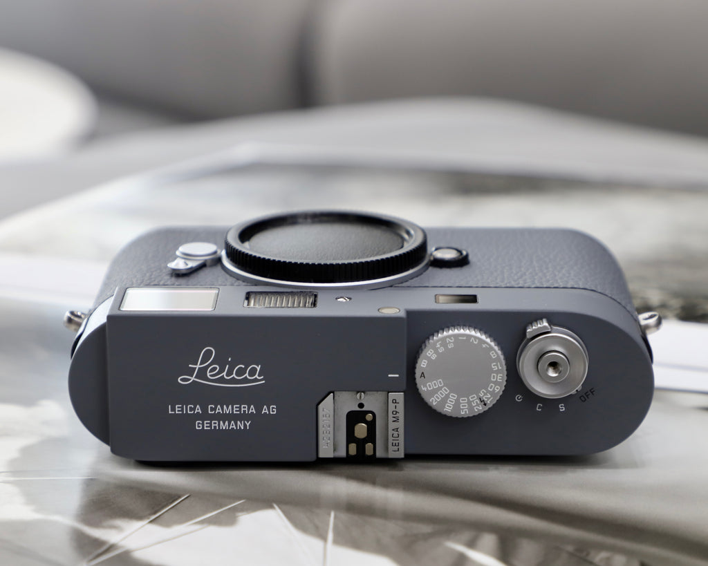 Customized leather body in the same color/Grey