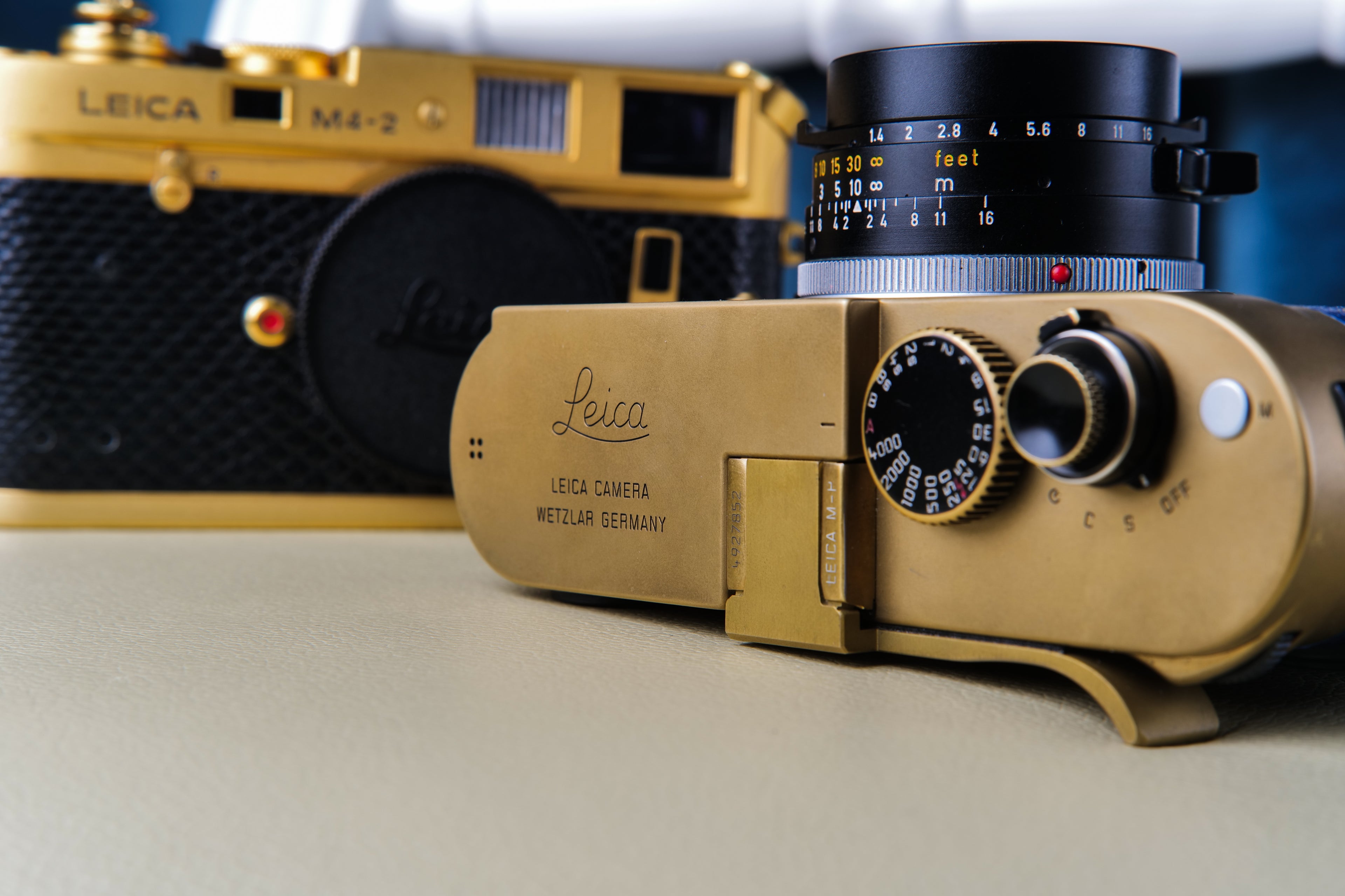Brass surface treatment，Leather art replacement with gold sprinkled lizard skin material/Blue