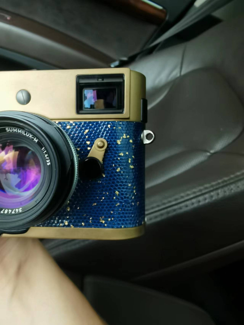 Brass surface treatment，Leather art replacement with gold sprinkled lizard skin material/Blue
