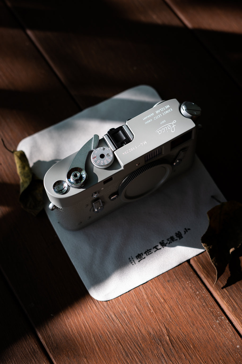 M4 Glacier Grey Lacquer Art,Customized leather body in the same color