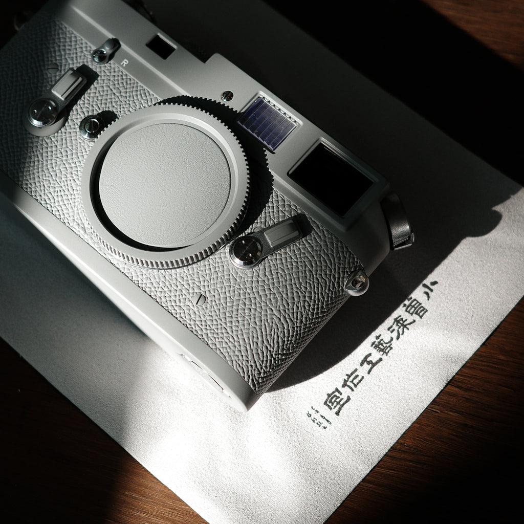 M4 Glacier Grey Lacquer Art,Customized leather body in the same color