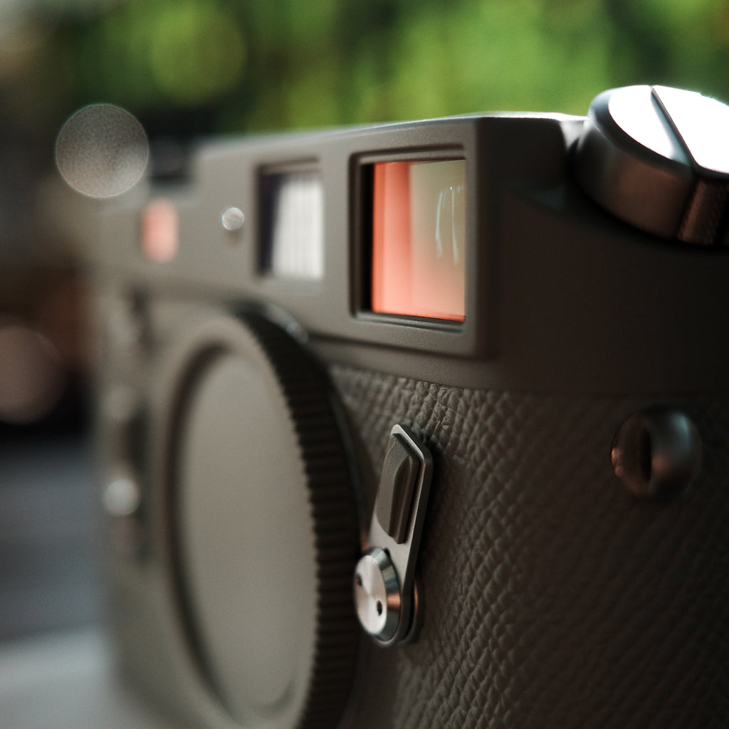 M4 Glacier Grey Lacquer Art,Customized leather body in the same color