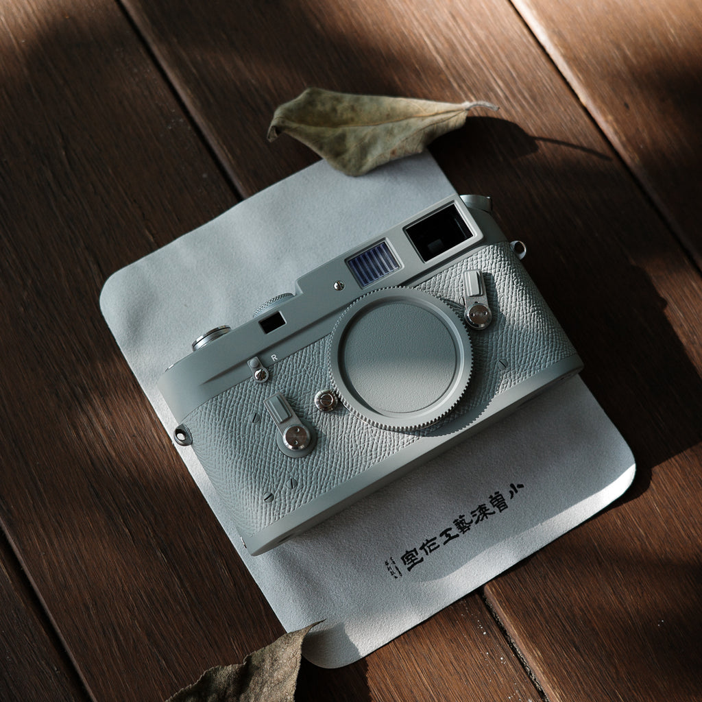 M4 Glacier Grey Lacquer Art,Customized leather body in the same color