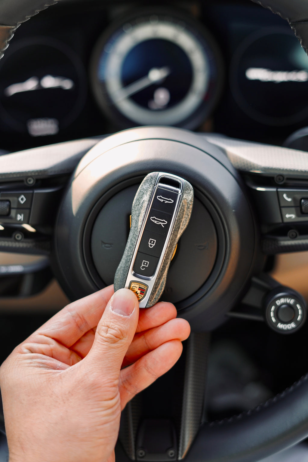 Personalized customization, hammer patterned lacquer art/modified car key