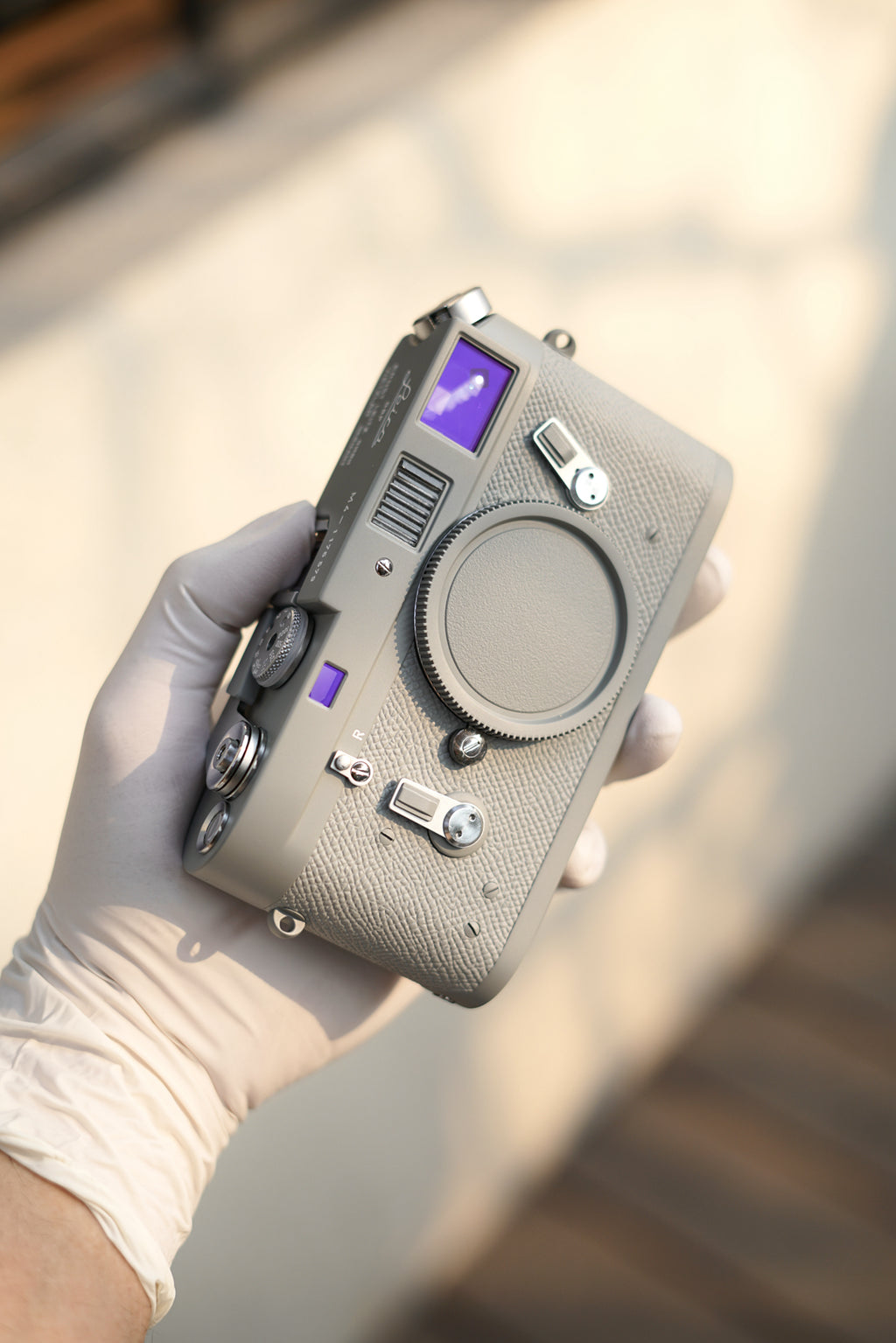 M4 Glacier Grey Lacquer Art,Customized leather body in the same color
