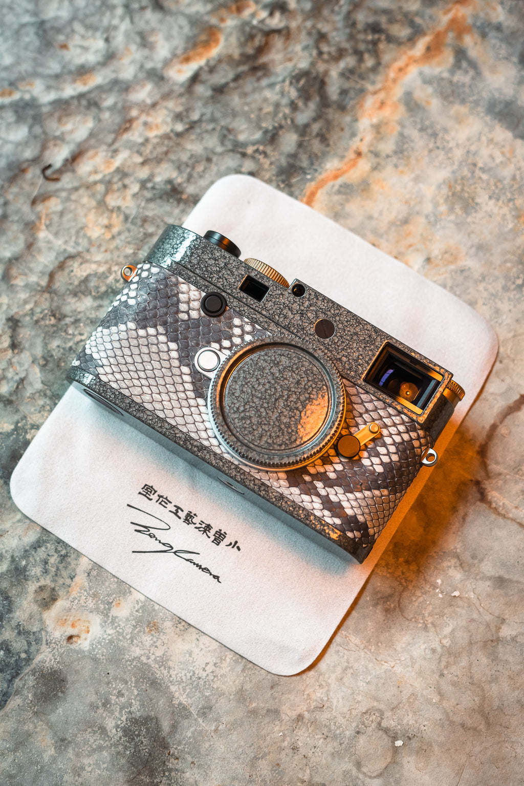 M10-D Customized Sava Grey Scale Snake Skin